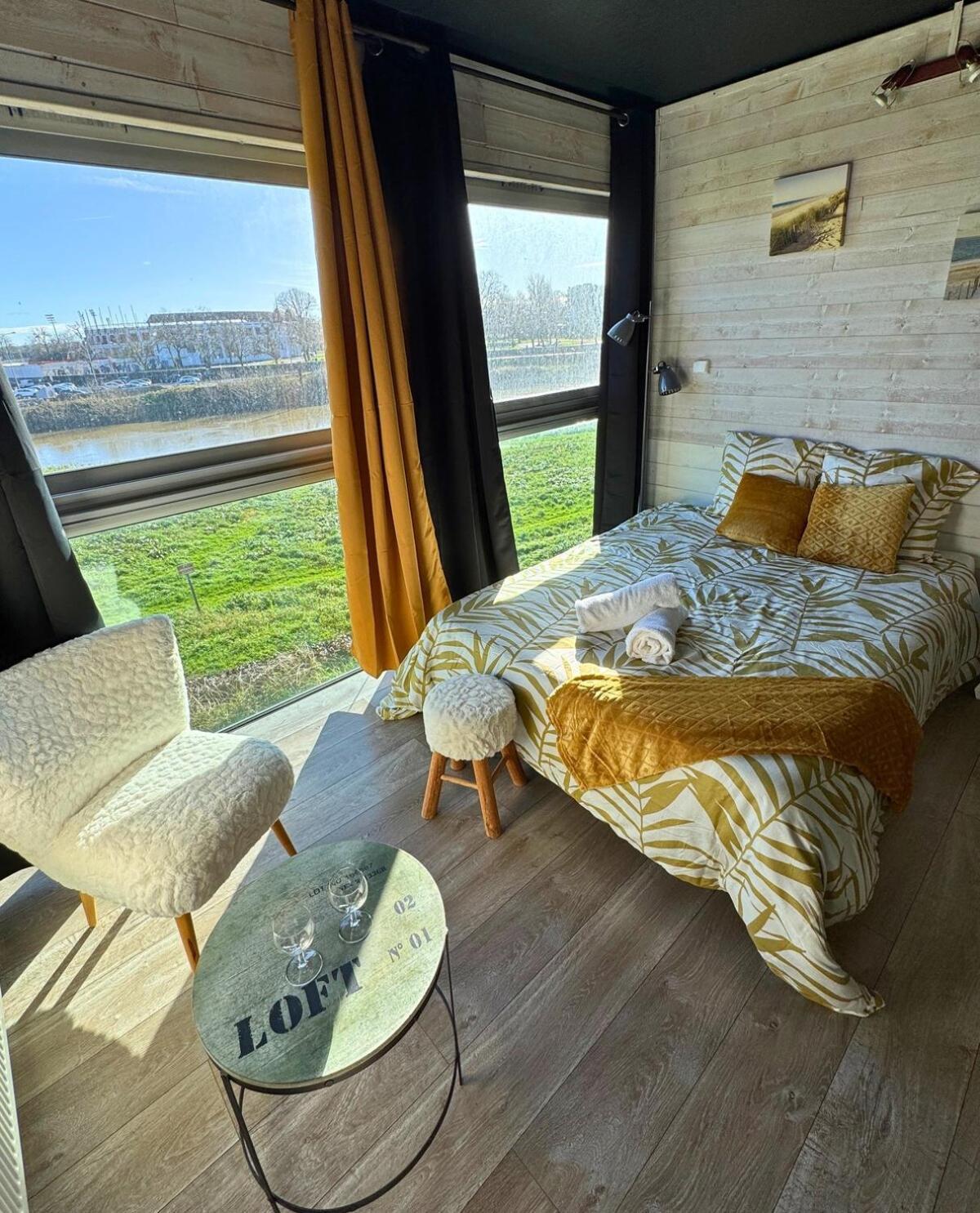 Majestic - Wifi - Parking - Vue Apartment Дакс Екстериор снимка